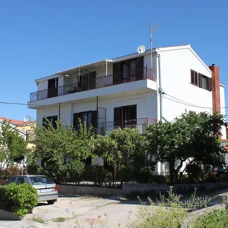 Apartment With A Parking Space - 7604