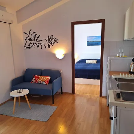 With Parking Space - 7604 Appartement *