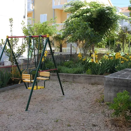 Apartment With Parking Space - 7604