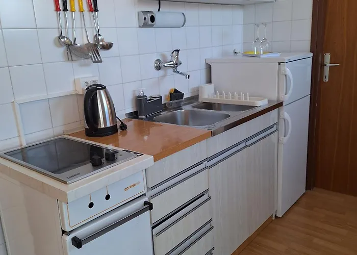 With Parking Space - 7604 Appartement *