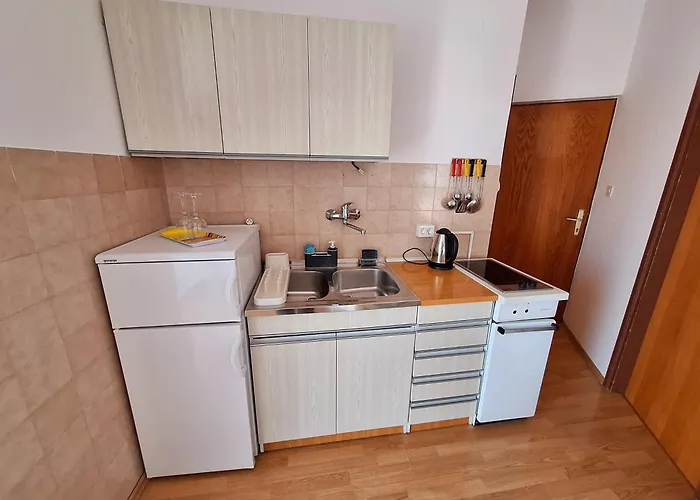 With Parking Space - 7604 Apartman