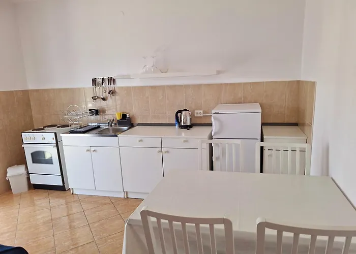 With Parking Space - 7604 Apartman *