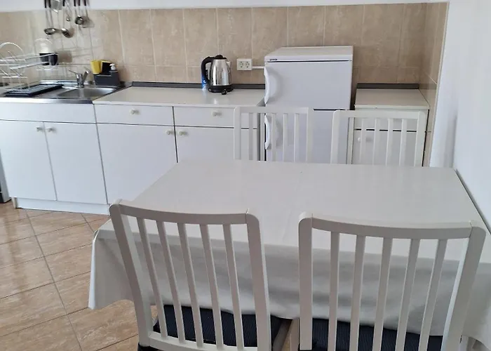 Appartement With Parking Space - 7604 Vodice