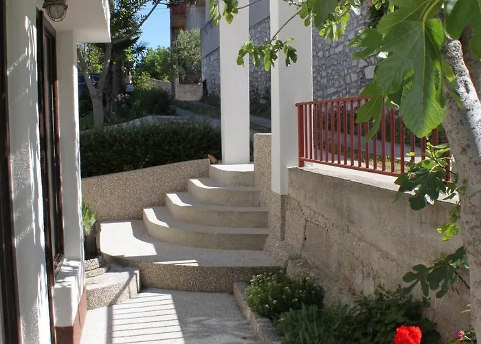 With Parking Space - 7604 Apartman